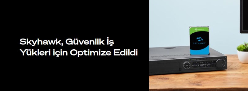 Seagate SkyHawk sabit diskin DVR veya NVR kayıt cihazı üzerinde durduğu tanıtım görseli